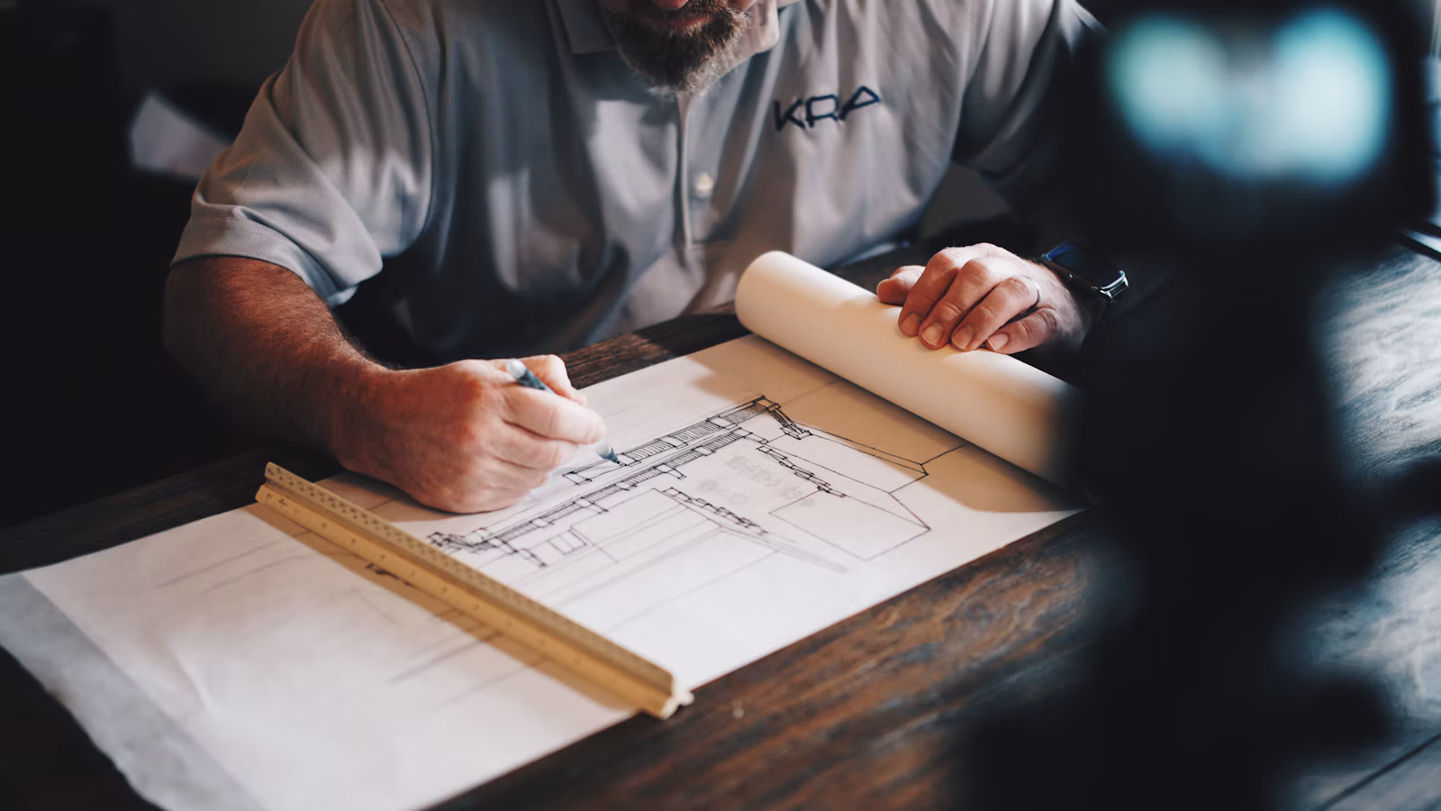 Canais e horário de atendimento da Construcenter